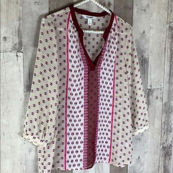 Old Navy sheer 3/4 sleeve top size small - Picture 3 of 7